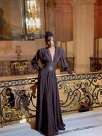 French-Style Pleated Dress with V-Neck Long Sleeves